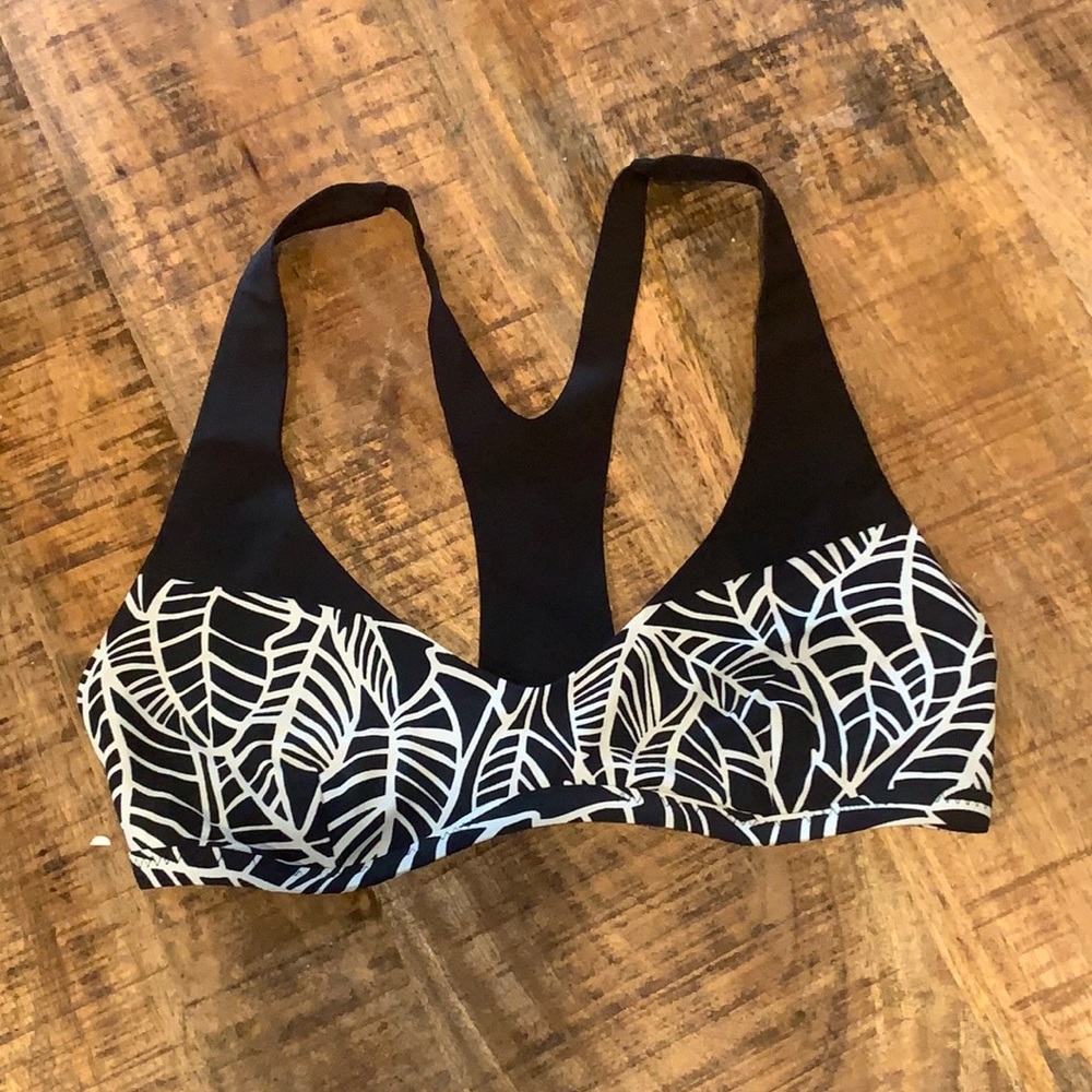 New Lululemon bikini top